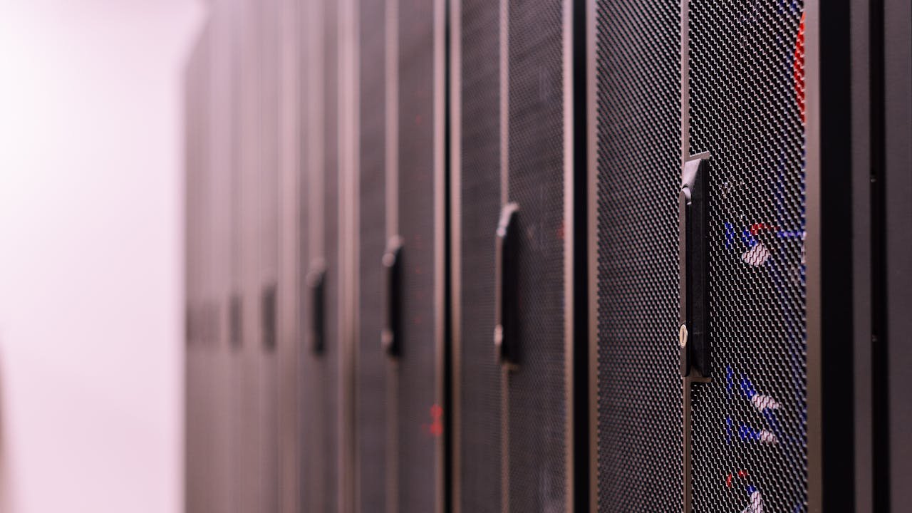 Tailscale vs ZeroTier vs Twingate vs Cloudflare Zero Trust 2026: Mesh VPN & ZTNA Shootout for Dev Teams